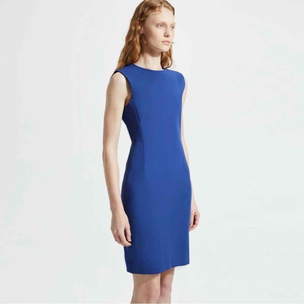 Elegant Blue Sleeveless Dress